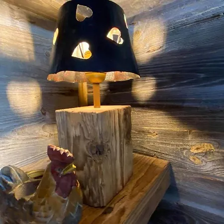Micro-lodge, Le Petit Nid D'amour Chalet *