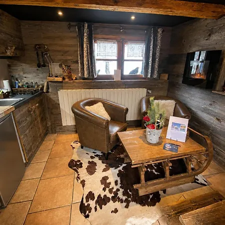 Micro-lodge, Le Petit Nid D'amour