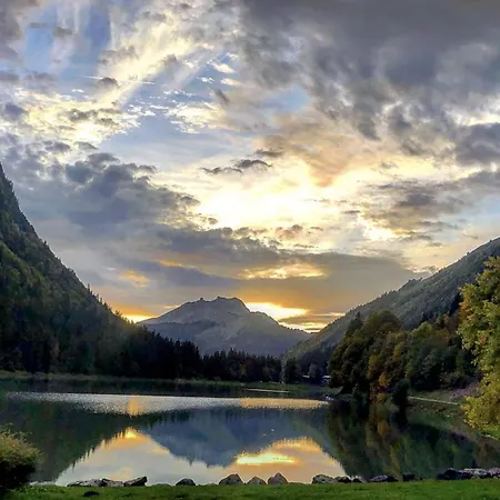 Micro-lodge, Le Petit Nid D'amour * Montriond