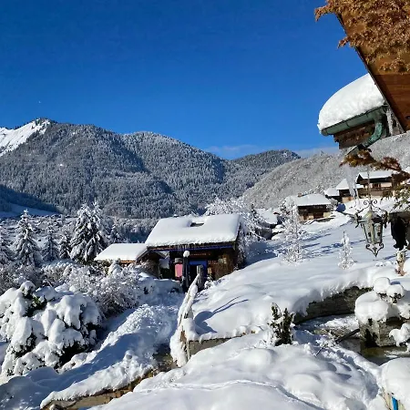 Micro-lodge, Le Petit Nid D'amour Montriond