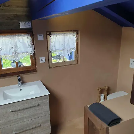 Alpstuga Micro-lodge, Le Petit Nid D'amour Montriond
