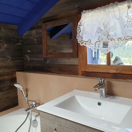Micro-lodge, Le Petit Nid D'amour Alpstuga